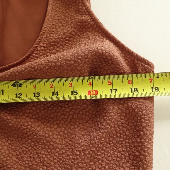 Express Mauve Textured V-Neck Sleeveless Peplum Top Women Size L Zip Closure - Picture 10 of 12